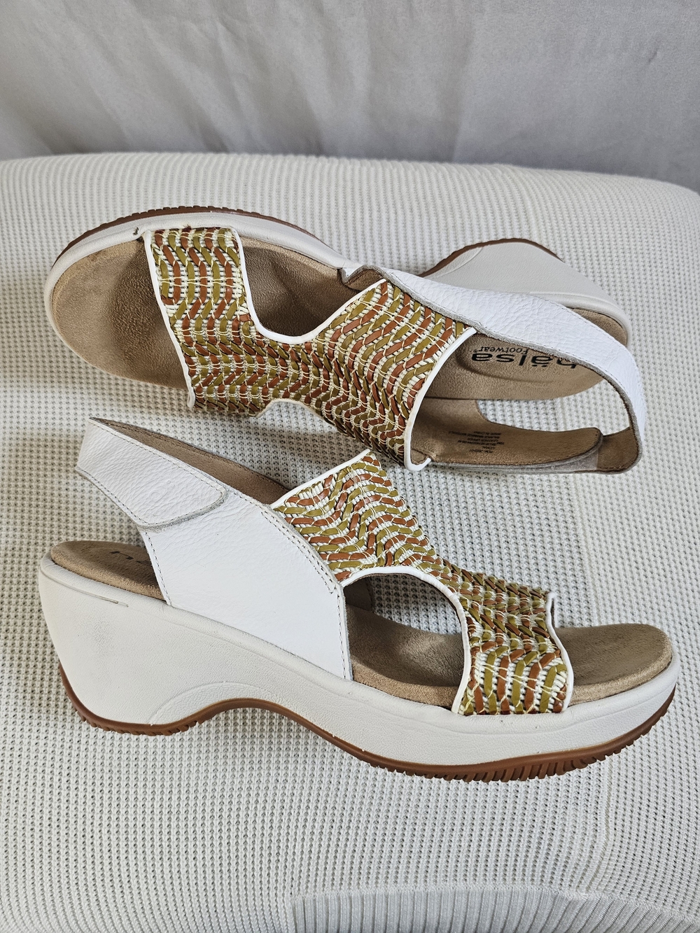 Halsa Wedged Sandal - Coral Sz 10m